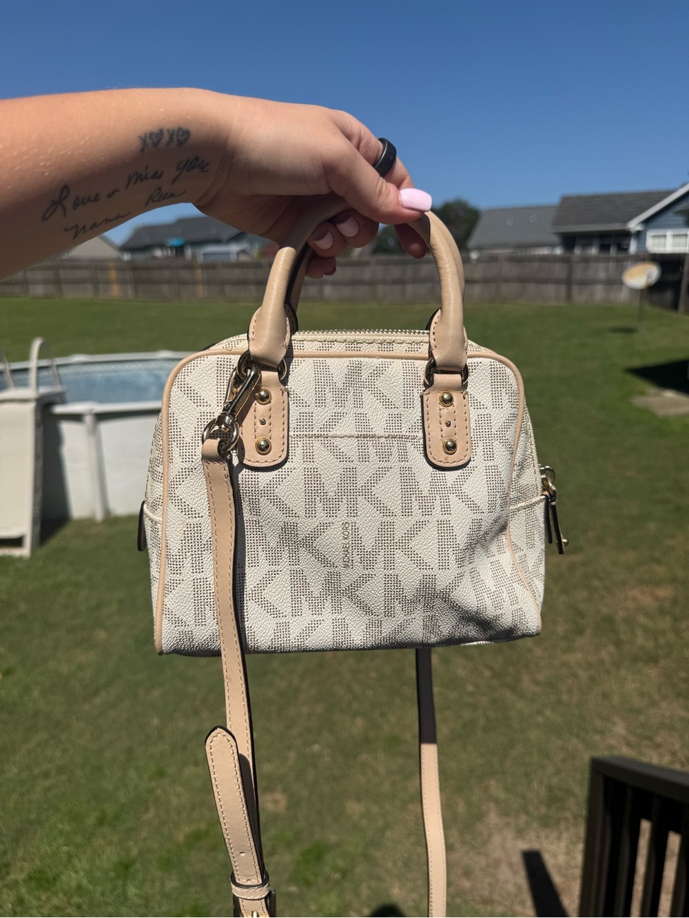 Michael Kors Small Satchel - Picture 3 of 6